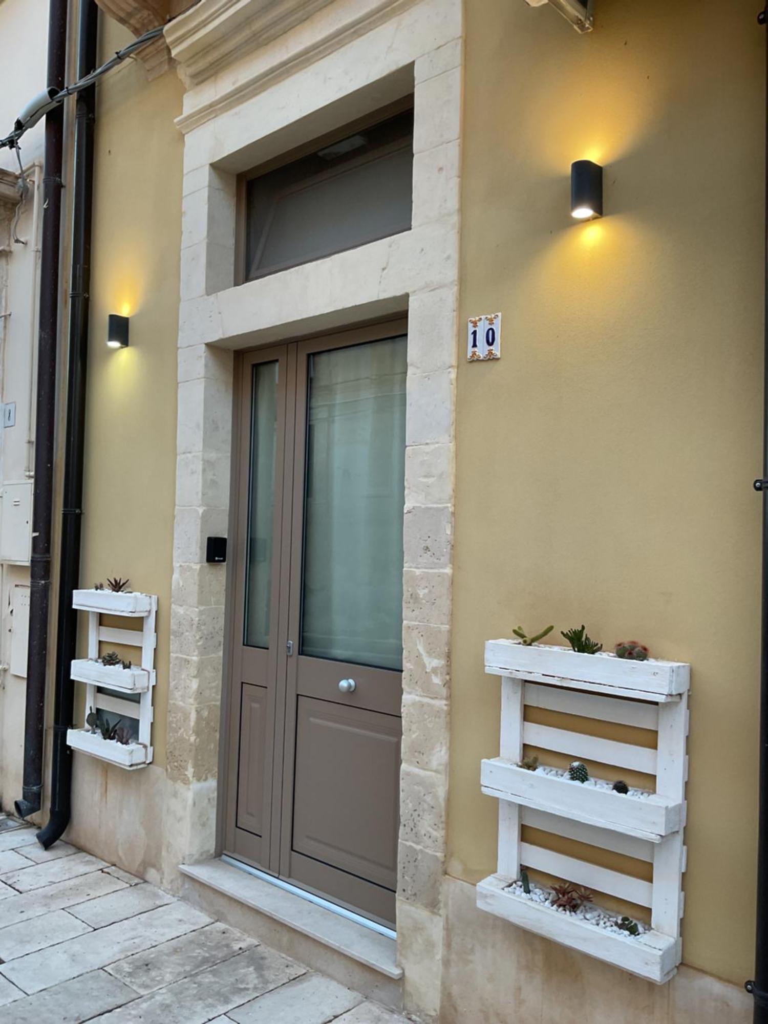 Rossaroll Ferienhaus Noto
